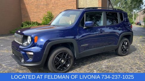 Used 2019 Jeep Renegade Latitude w/ Cold Weather Group image 4