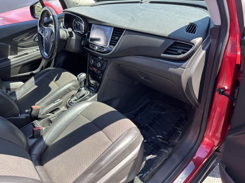 Used 2020 Buick Encore Preferred image 12