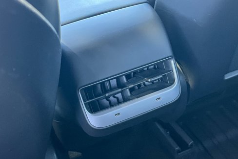 Used 2021 Tesla Model Y Performance image 35