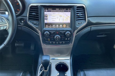 Used 2017 Jeep Grand Cherokee Limited w/ Luxury Group II image 7