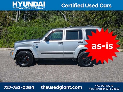Used 2012 Jeep Liberty Arctic image 2