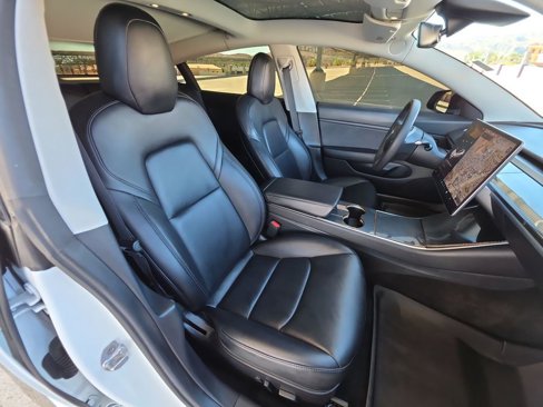 Used 2019 Tesla Model 3 Standard Range Plus image 28