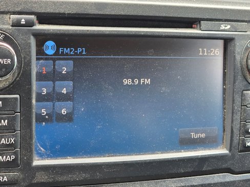 Used 2017 Nissan Titan SV image 20