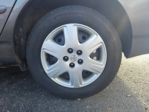 Used 2008 Toyota Corolla LE image 29