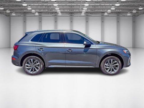 Used 2022 Audi Q5 2.0T Premium w/ Convenience Package image 6