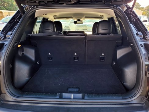 Used 2023 Jeep Cherokee Altitude Lux image 13