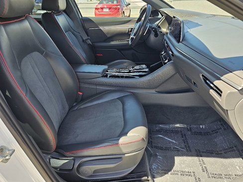 Used 2021 Hyundai Sonata SEL Plus w/ Tech Package image 17