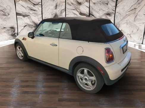 Used 2010 MINI Cooper Convertible image 4