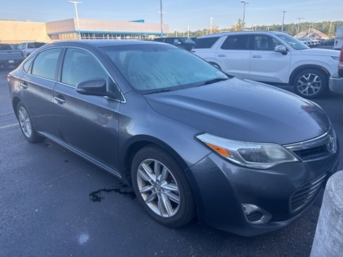 Used 2014 Toyota Avalon XLE image 9