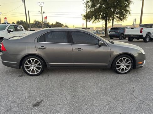 Used 2010 Ford Fusion SE image 8