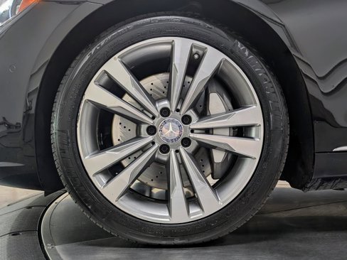 Used 2014 Mercedes-Benz S 550 Sedan image 11