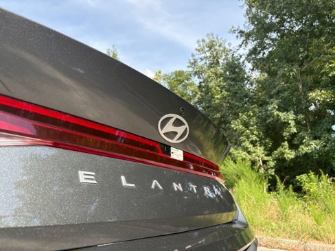 Used 2024 Hyundai Elantra SEL image 7