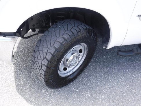 Used 2014 Ford F250 XL w/ Power Equipment Group image 17