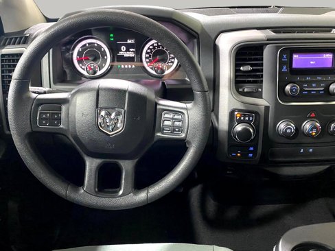 Used 2018 RAM 1500 Express image 6