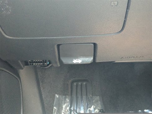 Used 2024 Chevrolet Malibu LT image 29