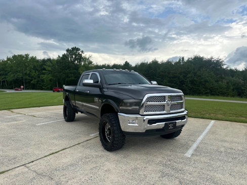 Used 2018 RAM 2500 Laramie image 1
