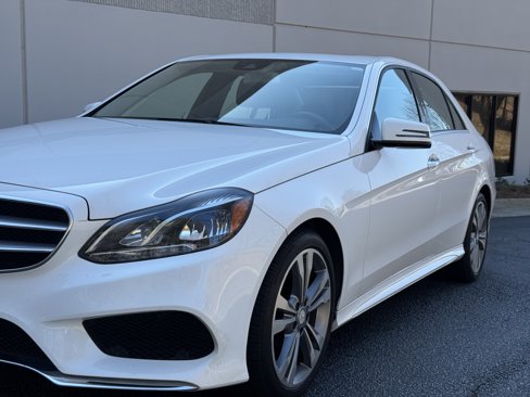 Used 2014 Mercedes-Benz E 350 Sedan image 7
