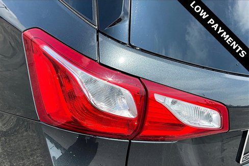 Used 2018 Chevrolet Equinox LT image 22