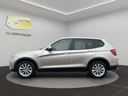 Used 2017 BMW X3 xDrive28i image 4