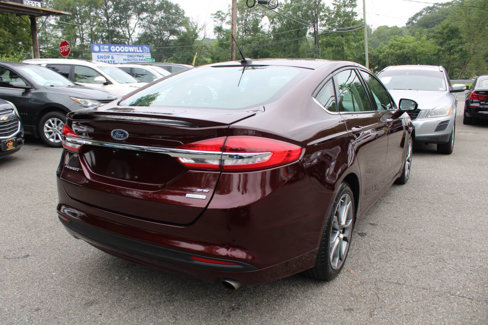 Used 2017 Ford Fusion SE w/ Equipment Group 201A image 8