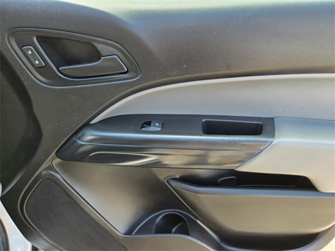 Used 2018 Chevrolet Colorado W/T w/ WT Convenience Package image 22