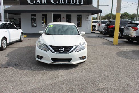 Used 2018 Nissan Altima 2.5 SV image 2