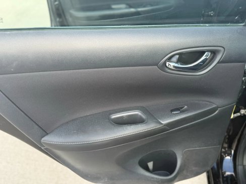 Used 2019 Nissan Sentra S image 19