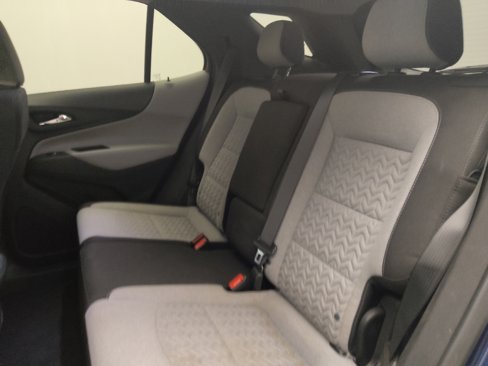 Used 2023 Chevrolet Equinox LS image 18