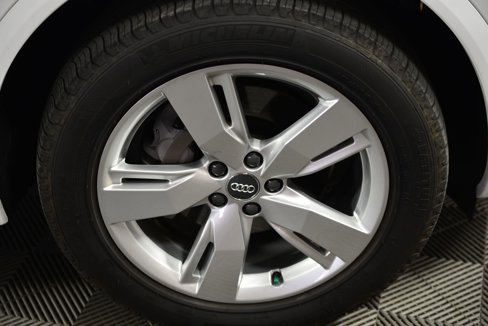 Used 2018 Audi Q5 2.0T Premium image 9