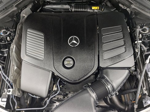 Used 2024 Mercedes-Benz GLC 300 image 24