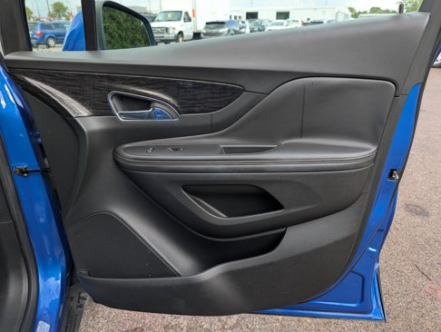 Used 2015 Buick Encore FWD image 32