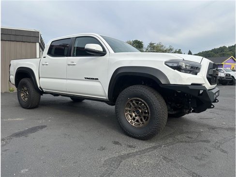 Used 2023 Toyota Tacoma 4x4 Double Cab image 13