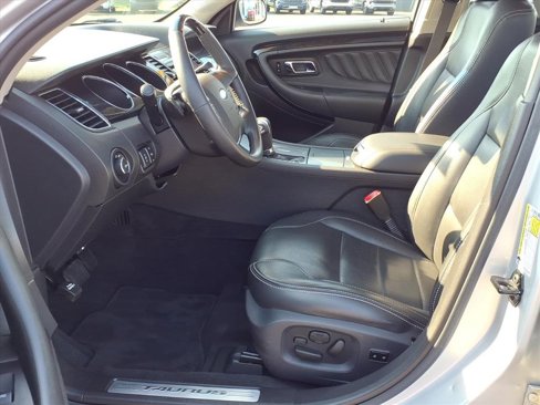 Used 2010 Ford Taurus Limited image 5