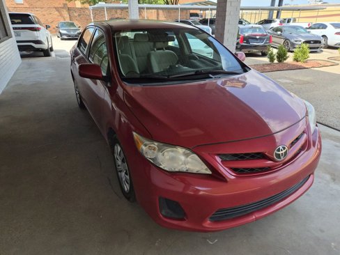 Used 2012 Toyota Corolla LE image 8