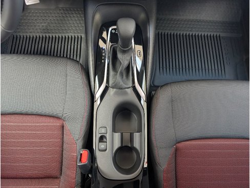 New 2025 Toyota Corolla SE image 18