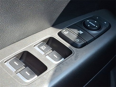 Used 2020 Kia Sportage LX image 24
