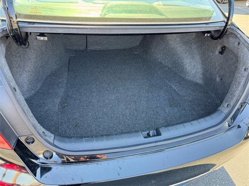 Used 2016 Honda Accord Touring image 13