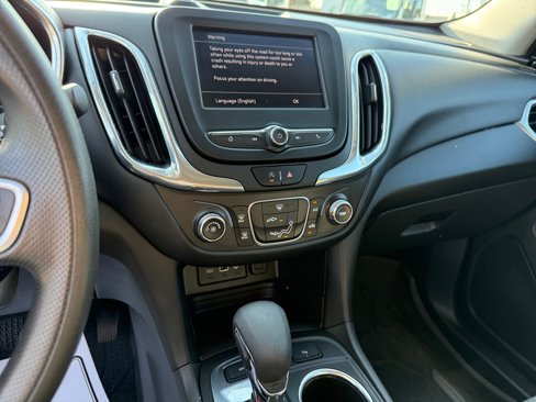 Used 2023 Chevrolet Equinox LT w/ LPO, Floor Liner Package image 26