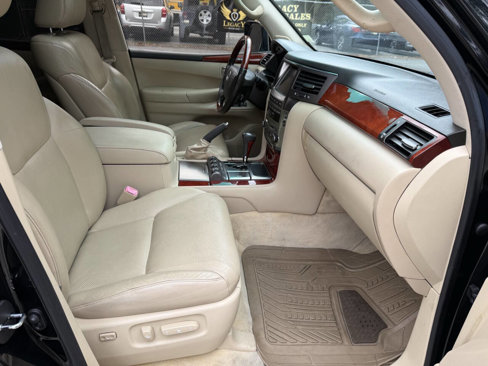 Used 2009 Lexus LX 570 4WD image 16