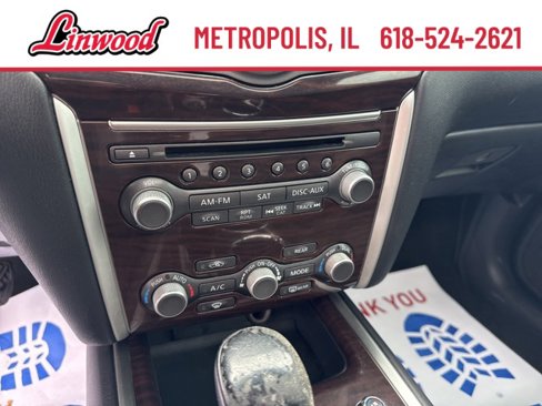 Used 2014 Nissan Pathfinder Platinum w/ Platinum Premium Package image 16