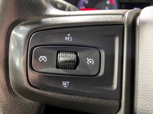 Used 2020 GMC Sierra 1500 4x4 Crew Cab w/ Sierra Value Package image 11
