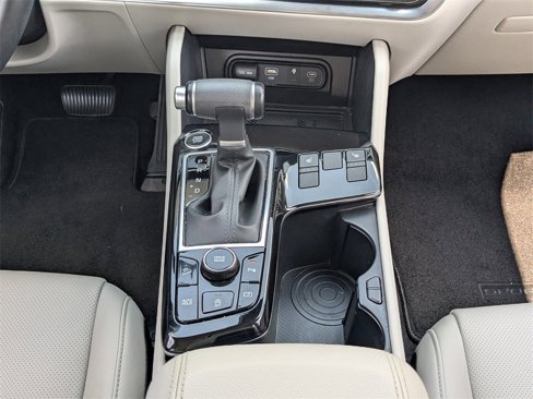Used 2024 Kia Sportage EX image 19