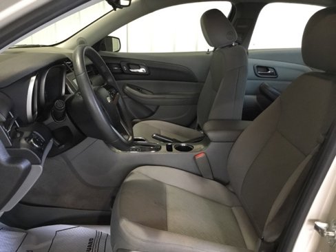 Used 2015 Chevrolet Malibu LS image 22