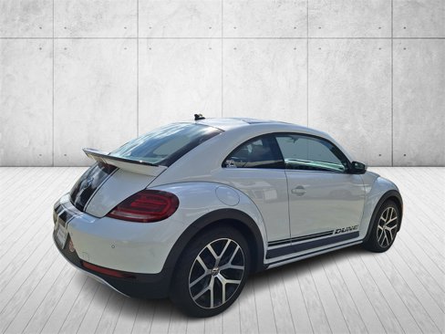 Used 2017 Volkswagen Beetle 1.8T Dune image 5