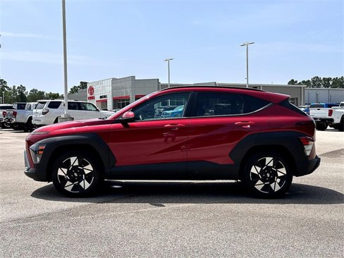 Used 2025 Hyundai Kona SEL image 5