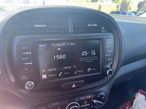 Used 2025 Kia Soul LX w/ LX Technology Package image 4