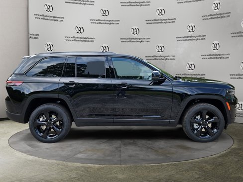 New 2025 Jeep Grand Cherokee Limited w/ Luxury Tech Group II image 6