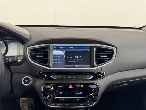 Used 2019 Hyundai Ioniq Limited image 21
