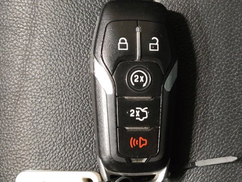 Used 2017 Ford Explorer XLT w/ Equipment Group 202A image 32