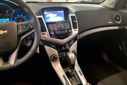 Used 2015 Chevrolet Cruze LT w/ RS Package image 6